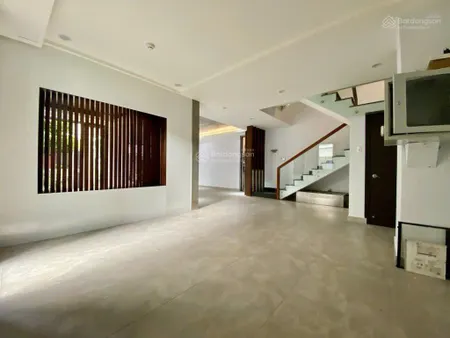 Hxt, ngang khủng 6m, 75m2, 11 tỉ, view công viên, gần đại học văn lang, đặng thùy trâm, p13, bt.