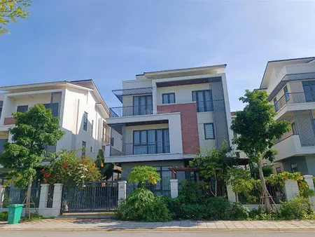 Mở bán villa 60tr/m2 trong kđt centa riverside từ sơn cách hồ tây 10p di chuyển
