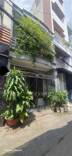 Bán nhà hẻm xe hơi gần mặt tiền phan huy ích, tân bình 4x10, 2 tầng giá chỉ nhỉnh 4 tỷ