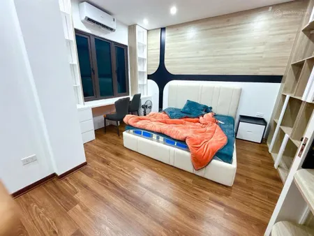 Bán nhà nguyễn chí thanh. thông la thành. kim mã. ba đình. hn. 30m x 6 tầng 7,2 tỷ có tl