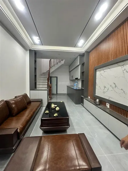 Nhà mới sát nam từ liêm mà giá thì dễ chịu vô cùng, nội thất xin sò có bảo hành 5,38 tỷ