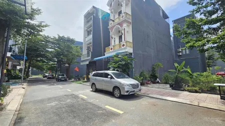 Bán lô đất ngộp ngay đường lê thị trung, dt 85m2, giá 1,67 tỷ, di chuyển 5p ra chợ hài mỹ, shr