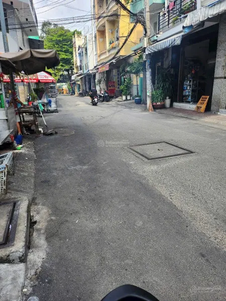 Chủ ngộp cần bán gấp! Căn nhà ngay đường Hiệp Bình, 40m2 - 1 trệt 1 lầu, giá chỉ 2.5 tỷ