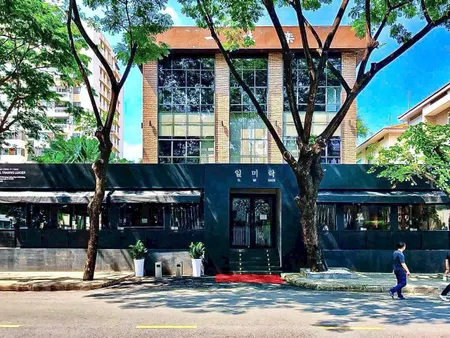 Cho thuê nhà phố kinh doanh mở nhà hàng khu vực sầm uất Phú Mỹ Hưng