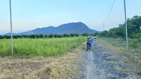 BÁN ĐẤT– VĨNH TRUNG- CAM AN - KHÁNH HÒA - QUI HOẠCH ĐẤT Ở MỚI -- GIÁ CHỈ 450 TRIỆU.SÀO