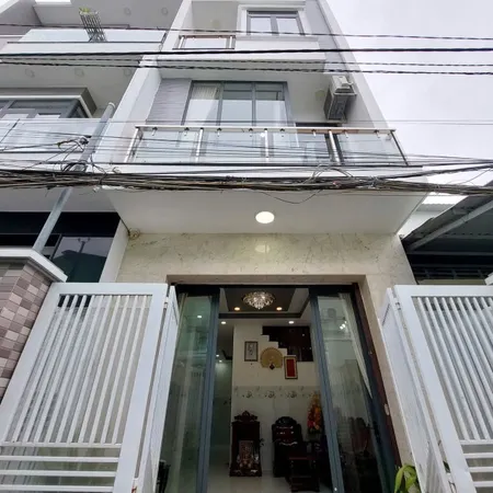 [ Phường 6, TP. Mỹ Tho] Nhà 1 trệt 3 lầu ngay góc ngã tư đường hẻm xe ba gác xe VF3 cách Lê Thị Hồng Gấm 100m