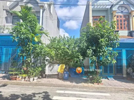 Ra lô đất kdc bình đáng dt 100m2 (5x20) full thổ cư , sổ sẵn , gần ngã 3 cửu long