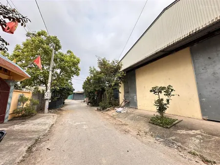 Bán đất tặng nhà xưởng 300m2 giá cần tiền