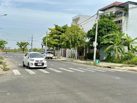 Bán 2 lô liền kề đường nguyễn hiến lê, đường thông, khu hoà xuân mở rộng
