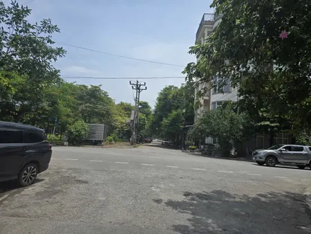 Bán 81m đất giãn dân khả lễ 1. Đường nguyễn hoàng nghị. Cạnh vườn hoa. Phường võ cường bắc ninh