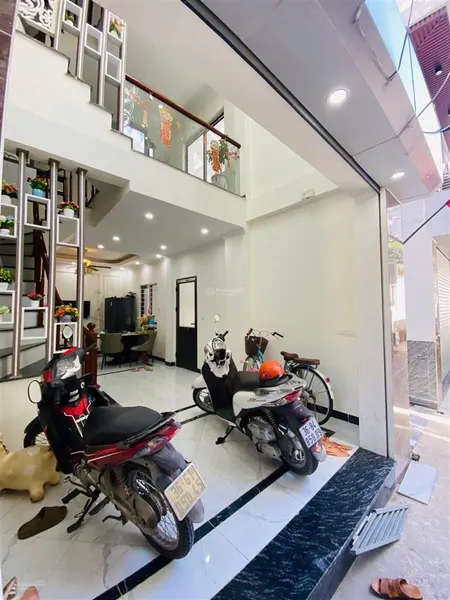Lô góc 5 tầng siêu đẹp trung tâm an khánh hoài đức, 36 m 2 mặt thoáng , ngõ thông, ngay bãi đỗ xe