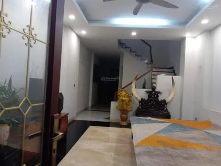Mặt ngõ xuân đỉnh kinh doanh tấp nập 5 tầng 96m2 ô tô vào nhà ô chờ thang máy giá tốt