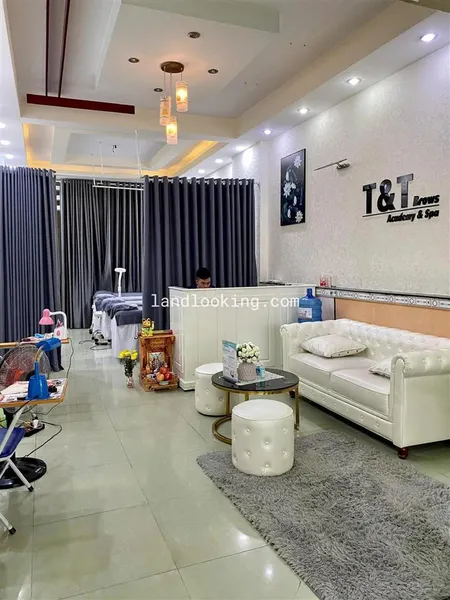 Giảm giá 100 triệu bớt lộc bán 4tỷ7 duy nhất 2 tuần đầu, vị trí đẹp, kdmb sầm uất con đường lớn