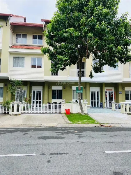 Bán biệt thự giá đầu tư tại oasis vị trí an phúthuận an. kế siêu thị aeon mall bd giá bán 5ty7