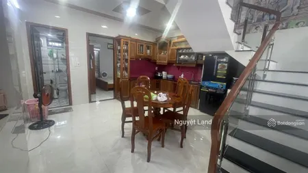 Chính chủ chuyển công tác cần bán căn nhà tâm huyết 2 tầng đường đông hải 14 khu biển đông hải