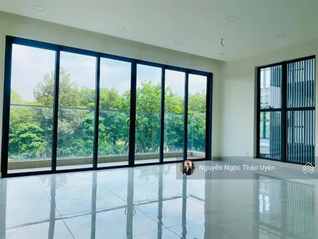 Còn 1 căn góc centery ban công dài view công viên giá 9tỷ2