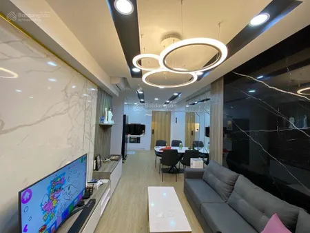 Bán gấp căn hộ emerald 2pn2wc,full nội thất ,giá 4ty400tr , view công viên