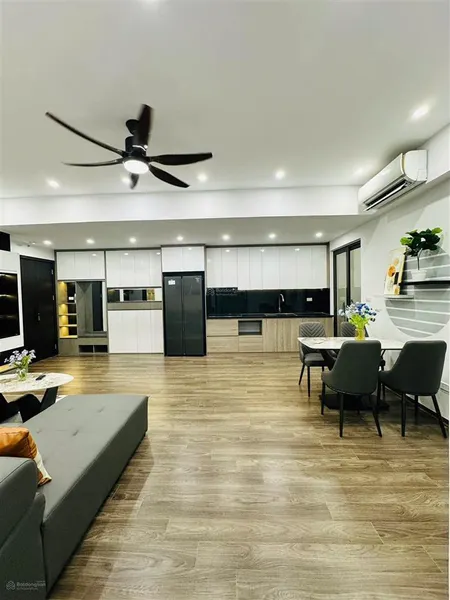 Bán chung cư vp3 bán đảo linh đàm dt 93m gồm 3 p ngủ 2 wc. full nội thất. giá 5.95 tỷ 0983 873 ***