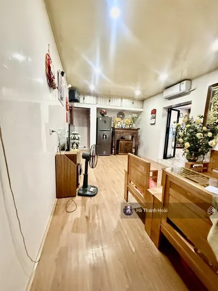 Bán tập thể phương mai! 80m2, 2 ngủ, tầng 2, lô góc, thoáng đẹp, ở ngay, giá chào 3.x tỷ!