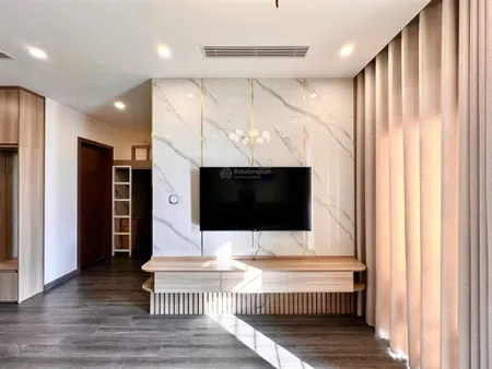 Bán căn hộ 1 n+1 toà r1.01 vinhome ocp 1 giá 3.39 tỷ