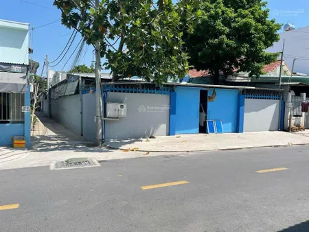 Bán nhà xưởng căn góc 2 mặt tiền trung lân 1 hóc môn 400m2 16.7 tỷ dòng tiền 25tr/tháng