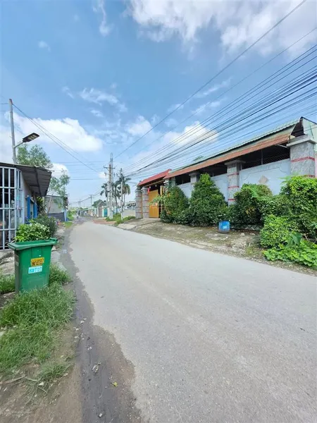 Cần bán nhà xưởng sổ riêng mặt tiền đường nhựa lớn thuộc tân bình, dĩ an, bình dương