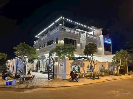 Bán căn nhà siêu đẹp, căn góc hiện đại, vị trí nhất nhì kđt mỹ gia nha trang, giá tốt. 090505007