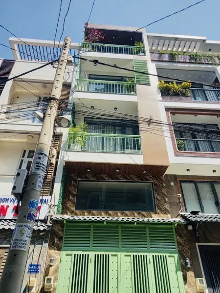 BÁN GẤP NHÀ 5 TẦNG  ĐANG CHO THUÊ 30 TR/T, NGAY DREAM HOME RESIDENCE, ĐS 59 GV, NHỈNH 8 TỶ