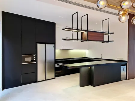 Mặt tiền ngay hai bà trưng, tân định, q. 1. dt 4.5 x 22m, nở hậu. 4 tầng. giá 43 tỷ