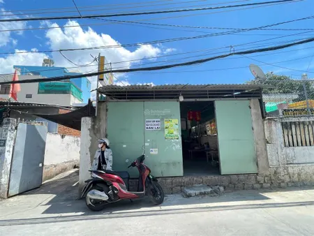 Bán đất tặng nhà đường nguyễn biểu