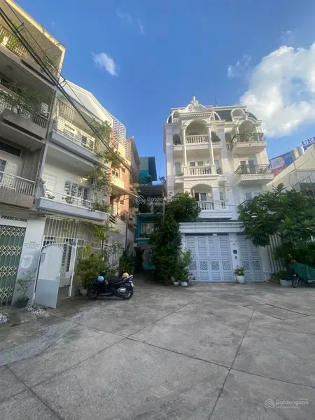 Siêu phẩm! bán nhà khu biệt thự vip điện biên phủ, giáp quận 1, 3 tầng, 4x15m, hẻm đẹp 8m chỉ 13.x