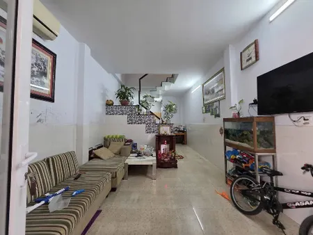 Nhà Đẹp 2 Tầng sân thượng, DTSD 70m2 – Hẻm Trần Xuân Soạn, Tân Kiểng, Q7 – Giá Chỉ 4 Tỷ 990