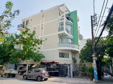 Bán nhà 5 Tầng, Đường ôtô, giá 13 tỷ Phường 15 , Tân Bình.