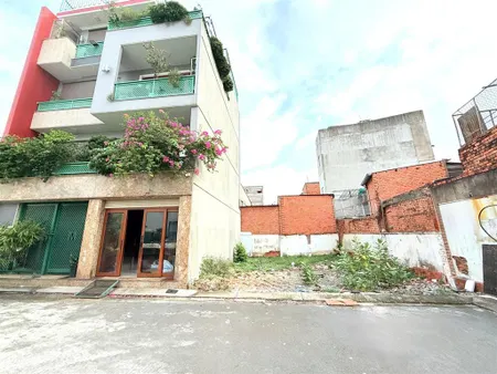 Dành cho quý khách thích tự xây nhà theo ý thíchlô đất đẹp ngang 8m nơ trang long, bình thạnh