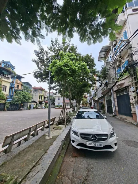 NGÔ GIA TỰ, LONG BIÊN NHÀ CẤP 4 Ô TÔ 7 CHỖ VÀO NHÀ, AN NINH DÂN TRÍ