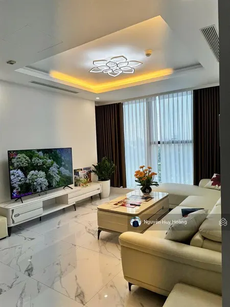 Chuyển nhượng căn hộ 3pn 98m2 với giá cực rẻ chỉ 7 tỷ tại sunshine city em hoàng 0879 169 ***
