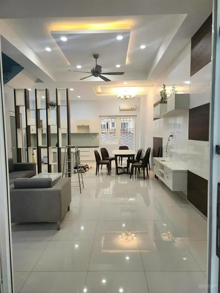 Melosa nhà full nội thất dt 5x23m 10.5 tỷ em hương
