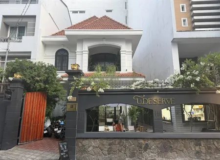 Villa trung tâm quận 10 sát vạn hạnh mall 11x20 3 tầng chỉ 40.8 tỷ
