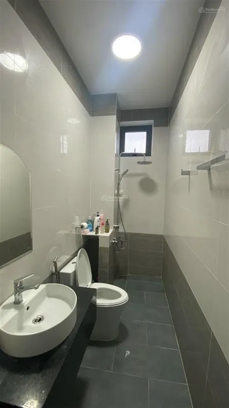 Chính chủ bán nhà 1 trệt 1 lầu tp bà rịa vũng tàu giá rẻ, dt 5x20m 100m2 sổ hồng giá 3,35 tỷ