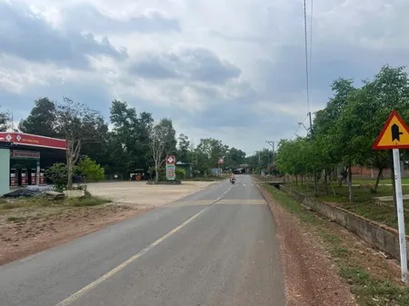 Bán đất 400m² ngang 10m giá 95 triệu Xã Long Hà