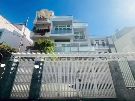 Nhà Đẹp, Trung Tâm Nha Trang, Gần biển cạnh chợ Đầm