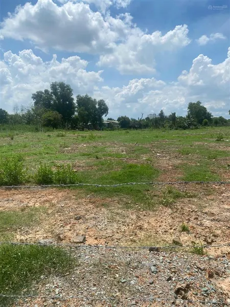 Cần bán đất mt nguyễn duy phương , tân kiên , bình chánh,gần chợ, 650tr/120m2 shr