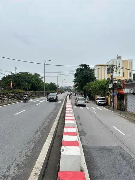 Bán đất mặt phố đông ngạc, 5,65 tỷ, 35m2, mặt tiền 3,7m