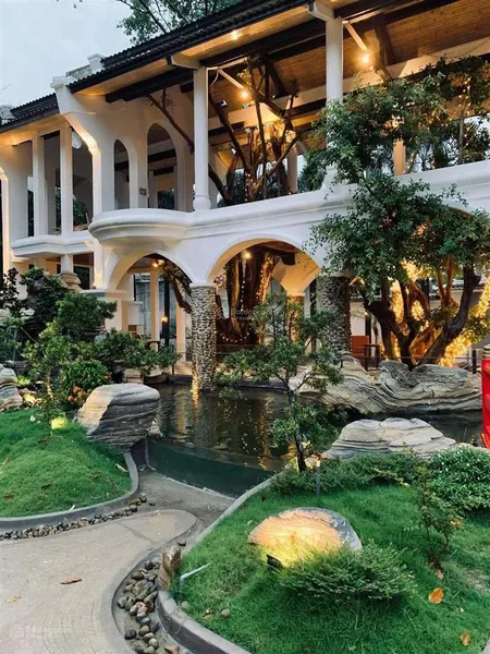 Bán 5523m2 đất ở siêu hiếm mặt tiền dương quảng hàm, gò vấp, đang kd nhà hàng, cafe, tiệc cưới