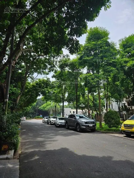 Mảng đất vàng, hiếm, 90 tỷ, 325m2, mt 30m, lô góc 3 mặt đường, nguyễn xiển thanh xuân, vỉa hè 9m