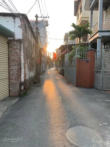 Bán 52m đất tiên dương đông anh .đường thông oto. 500m ra công viwbwvkim quy.nơi it đất bán