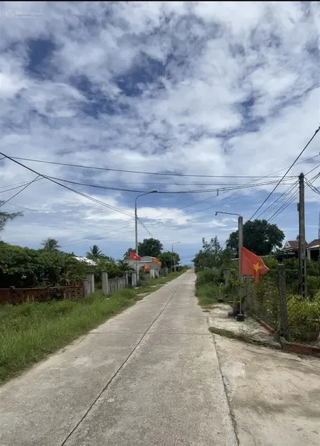 Bán đất vườn trung phường, duy hải, cách sông 300m sát biển 800m, vị trí đắc địa cho nhà đầu tư