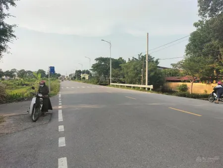Bán gần 50m2 đất sát đường cenco5 giá 1.2 tỷ ô tô đỗ cửa 0987 020 ***