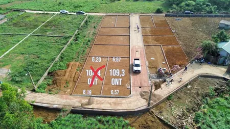 E còn 1 lô góc view hồ s= 109,3m2 full ont pháp lý rõ ràng, giá đầu tư cho a chị thiện trí