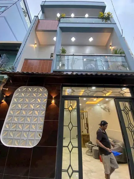 🏠 BÁN NHÀ PHỐ MẶT TIỀN QL1A 1 TRỆT 2 LẦU CHÍNH CHỦ SỔ HỒNG RIÊNG – P6 TÂN AN LONG AN – 72M² – 2T395